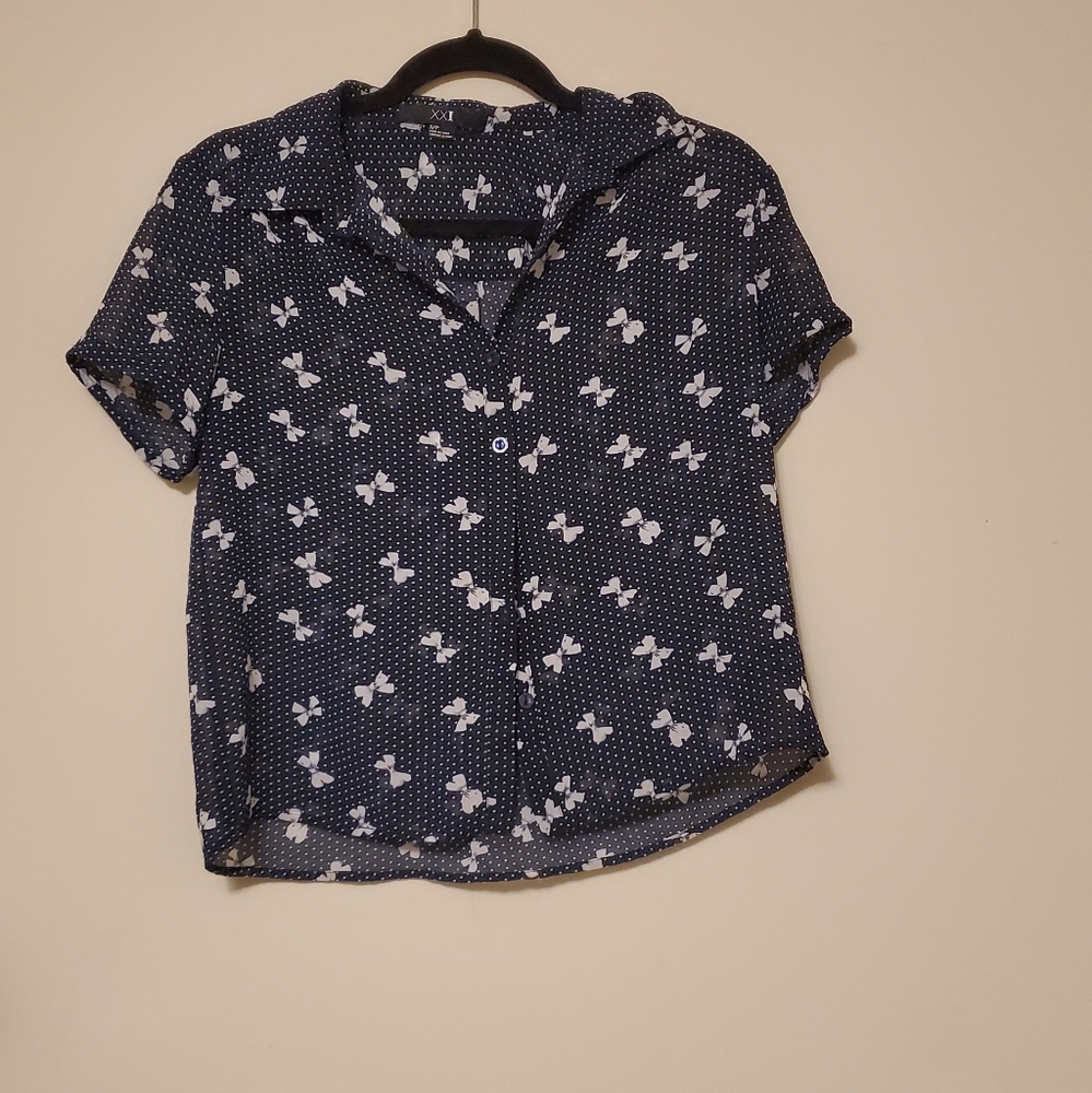 FOREVER 21 PRETTY BLUE BOW BLOSE